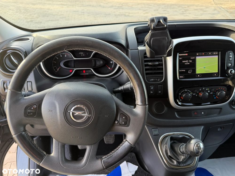 Opel vivaro - 12