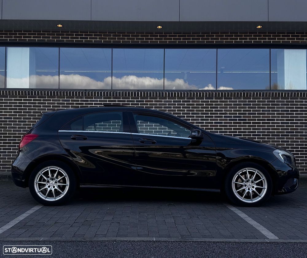 Mercedes-Benz A 180 (BlueEFFICIENCY) - 4