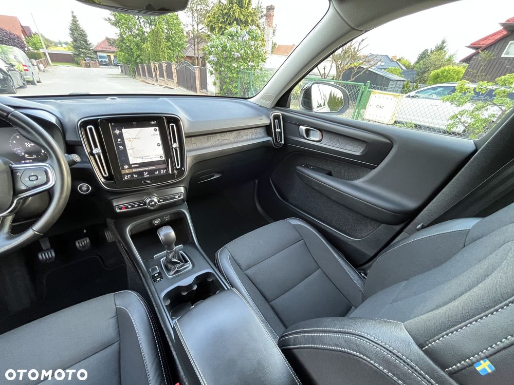 Volvo XC 40 T3 Momentum Pro - 6
