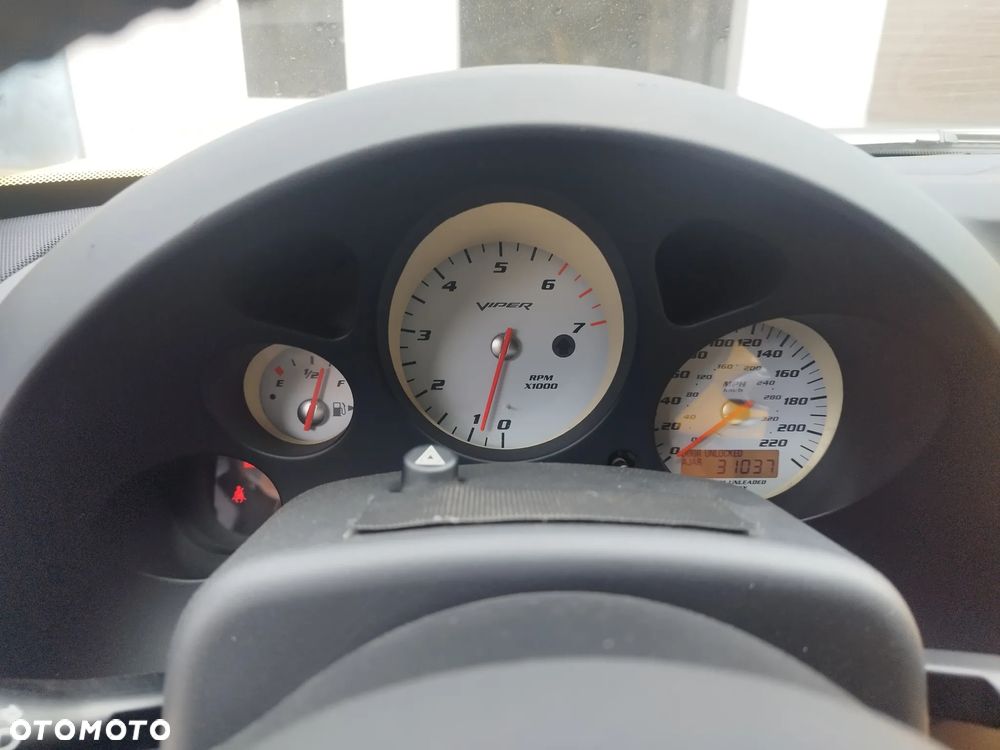 Dodge Viper - 21