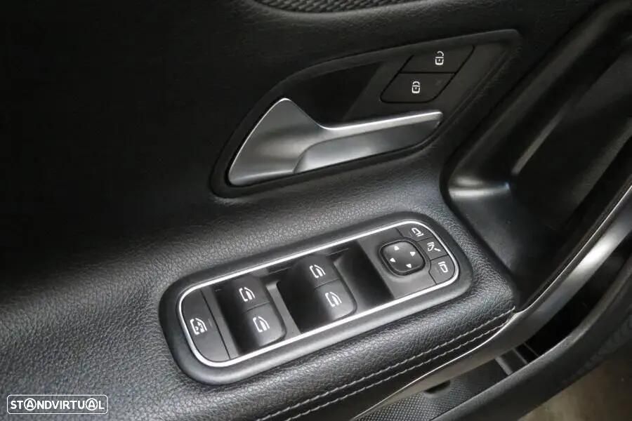 Mercedes-Benz CLA 180 d Shooting Brake Progressive Aut. - 14