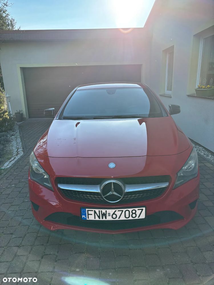 Mercedes-Benz CLA 250 7G-DCT - 4