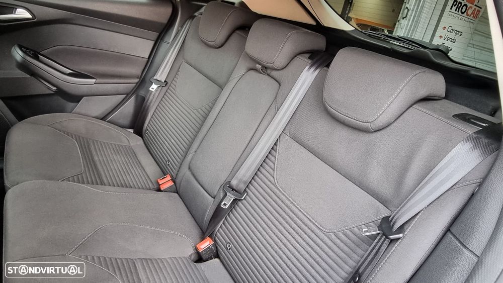 Ford Focus 1.0 EcoBoost Titanium - 5