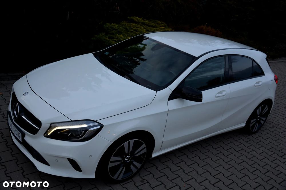 Mercedes-Benz Klasa A 180 7G-DCT - 18
