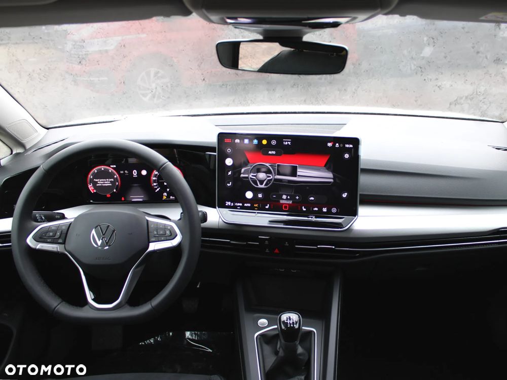 Volkswagen Golf 1.5 eTSI mHEV Life DSG - 18
