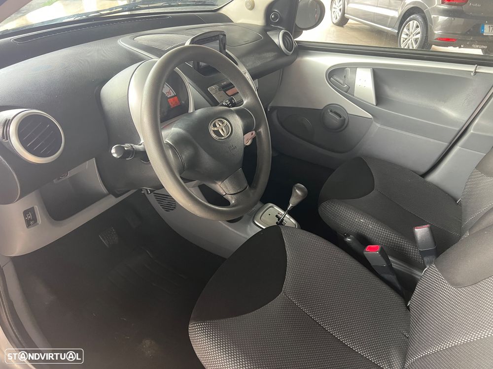 Toyota Aygo Multi Mode Connect - 8
