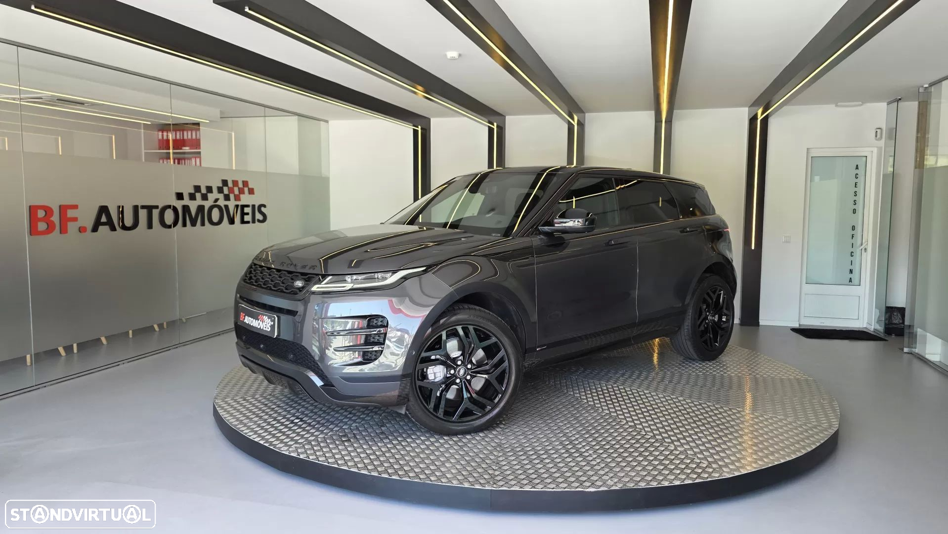 Land Rover Range Rover Evoque 2.0 D240 AWD R-Dynamic HSE Auto - 2