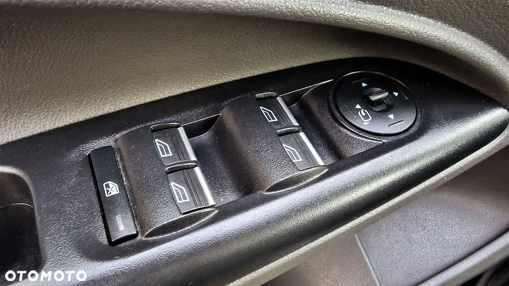 Ford Tourneo Connect Gr 1.5 EcoBlue Titanium PowerShift - 18