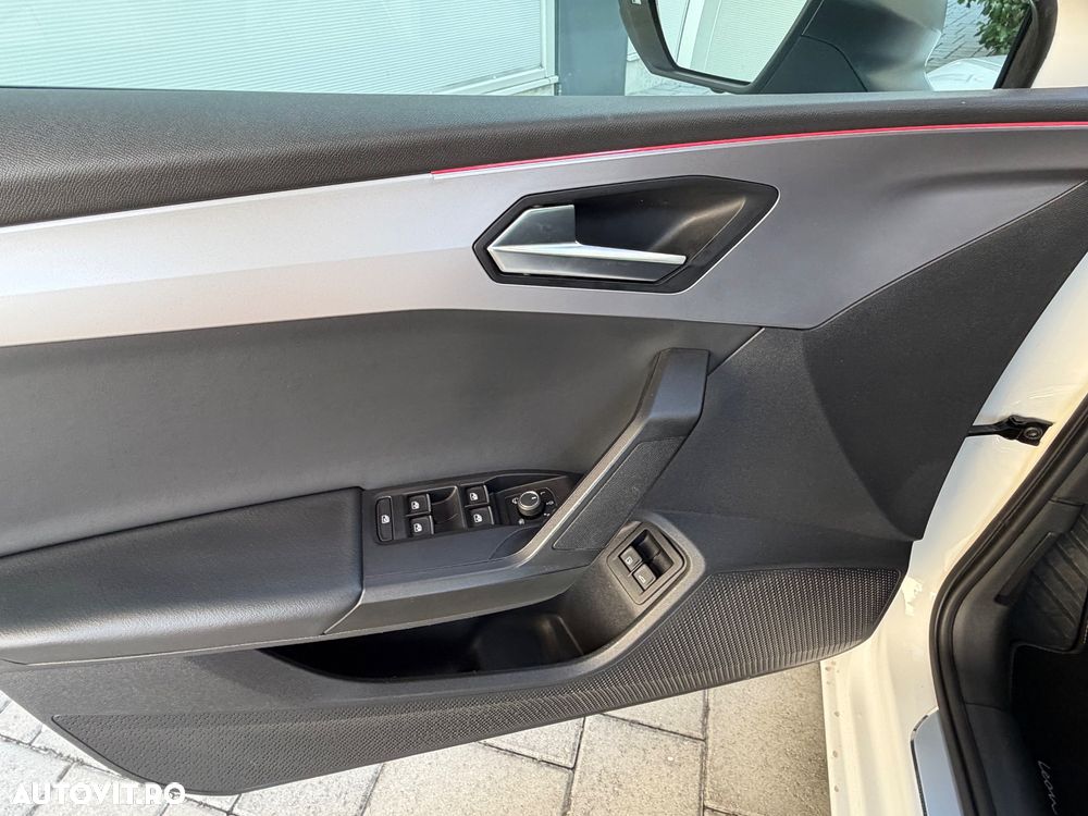 Seat Leon 1.4 e-Hybrid DSG FR Plus - 25