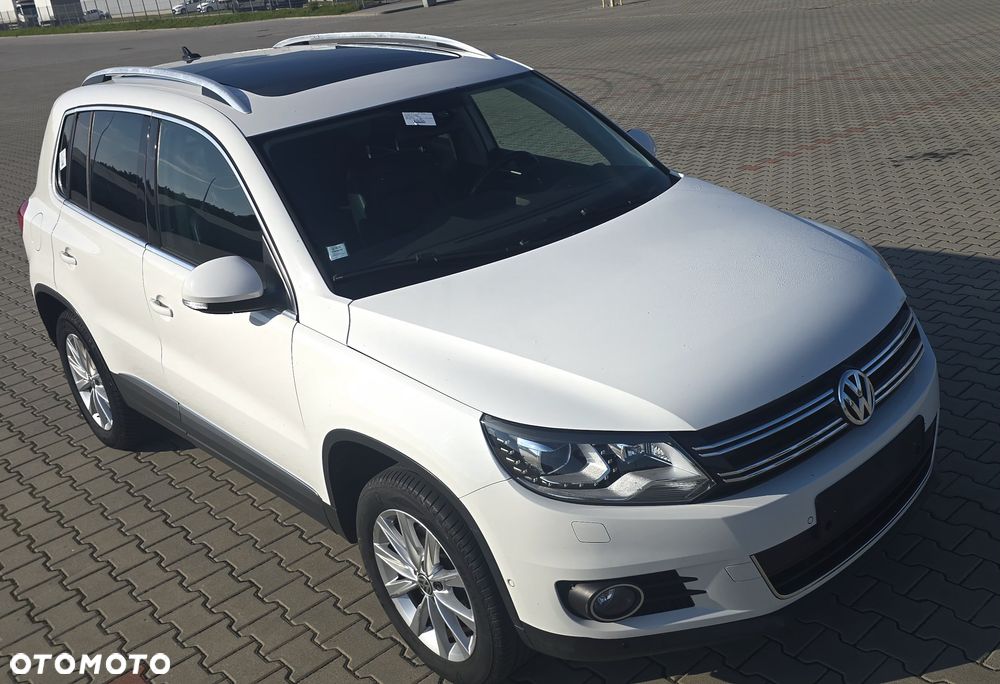 Volkswagen Tiguan 2.0 TDI DPF 4Motion BlueMotion Technology Exclusive - 19
