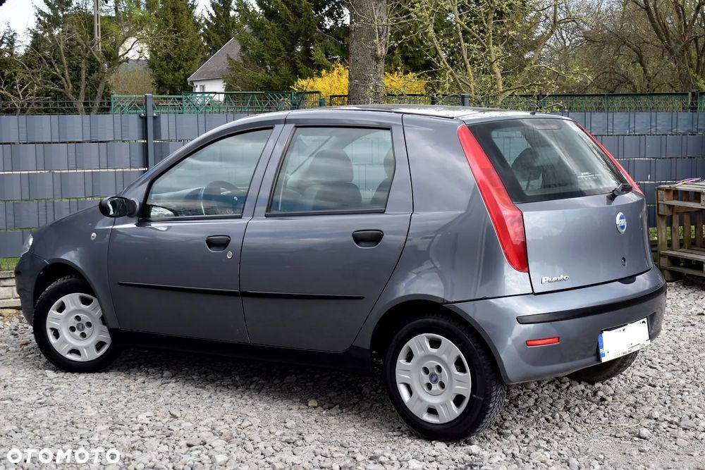 Fiat Punto 1.2 8V Active - 10