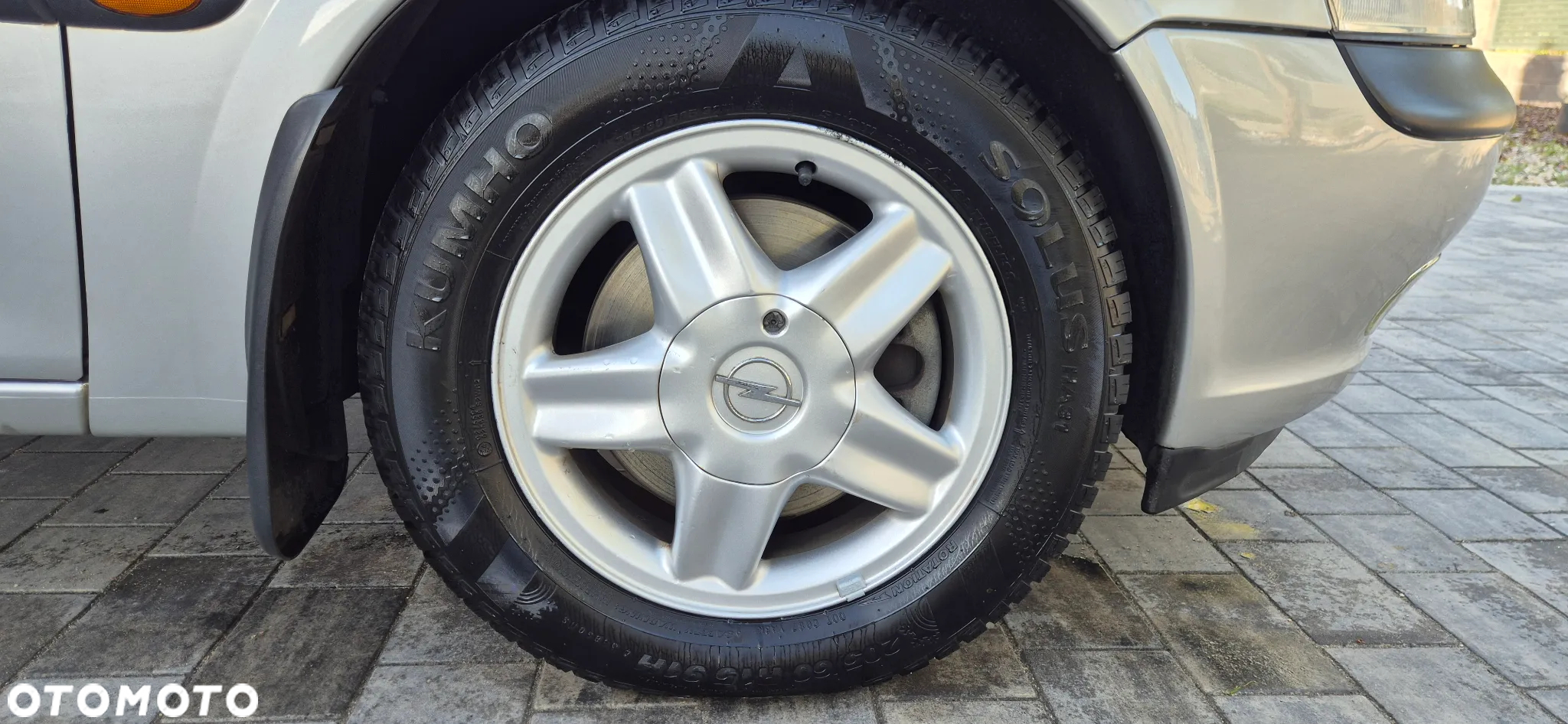 Opel Vectra 2.0 CDX - 16