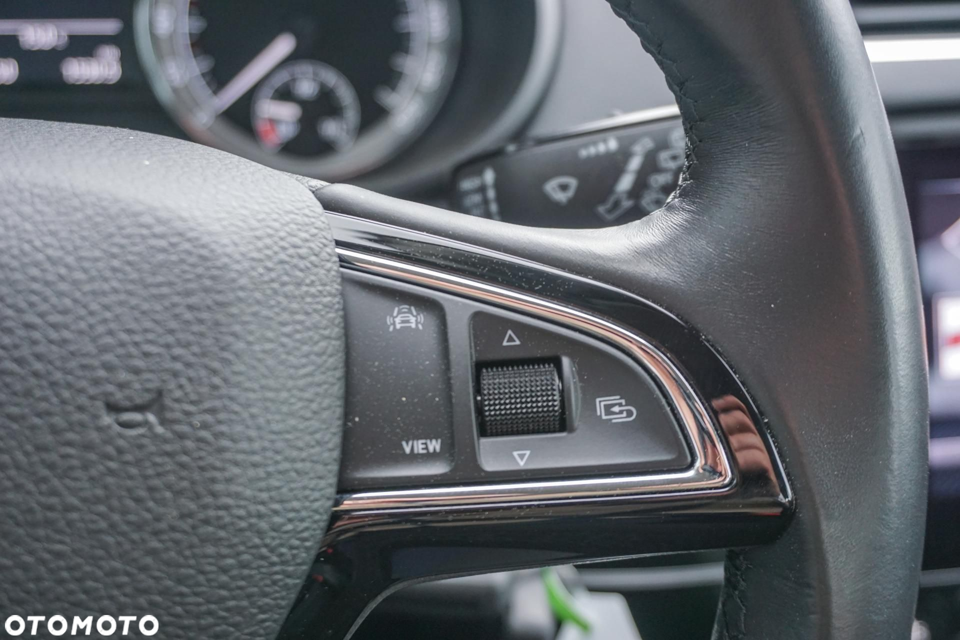 Skoda Octavia 1.5 TSI ACT Style DSG - 24