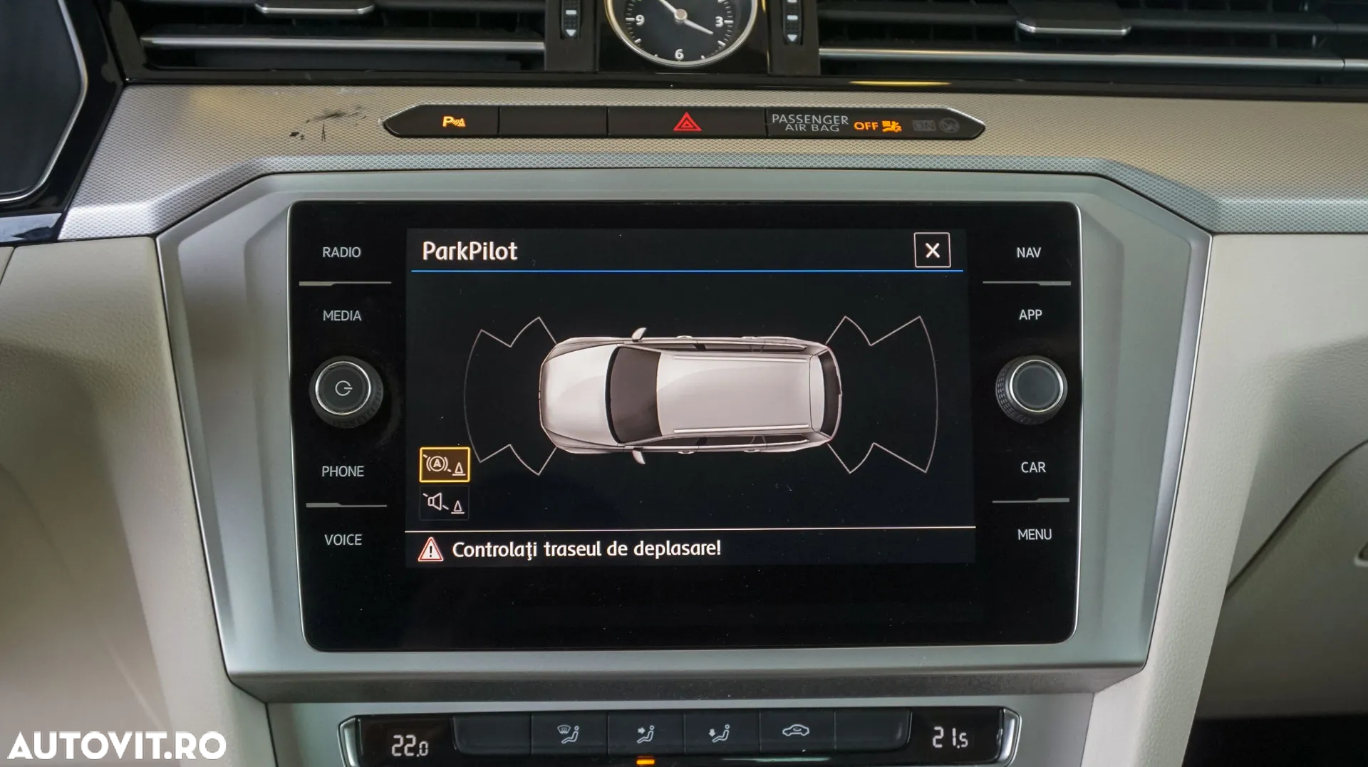 Volkswagen Passat Variant 2.0 TDI DSG Comfortline - 11