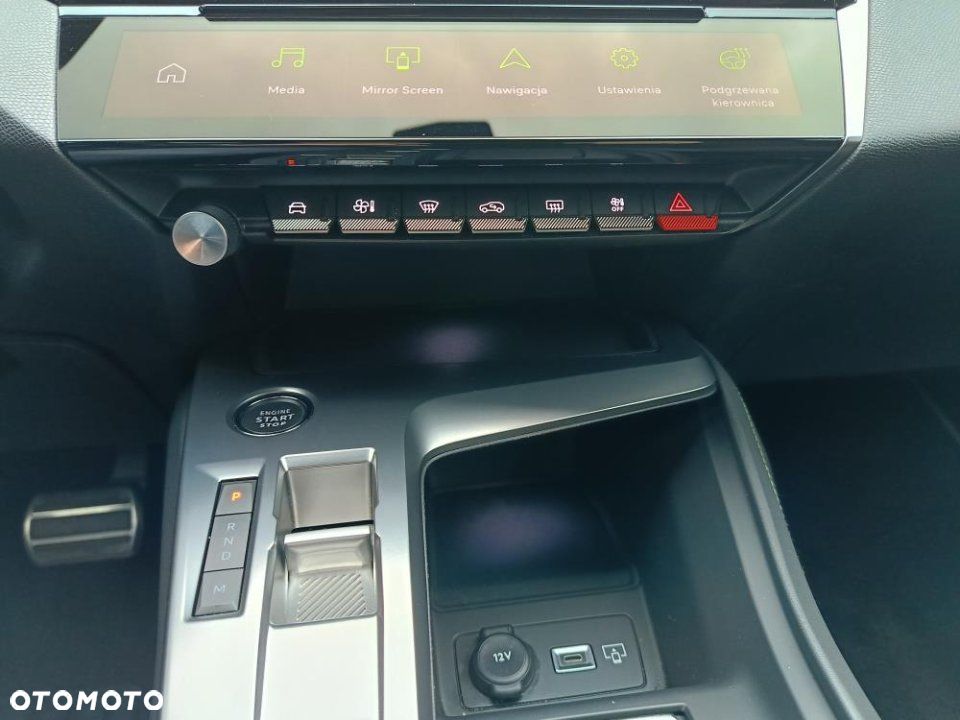 Peugeot 408 - 17