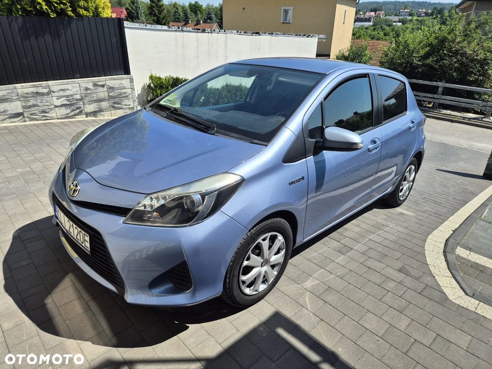 Toyota Yaris ver-1-5-vvt--i-comfort - 1