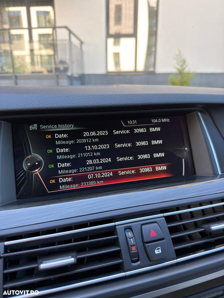 BMW Seria 5 518d Aut. Luxury Line - 16
