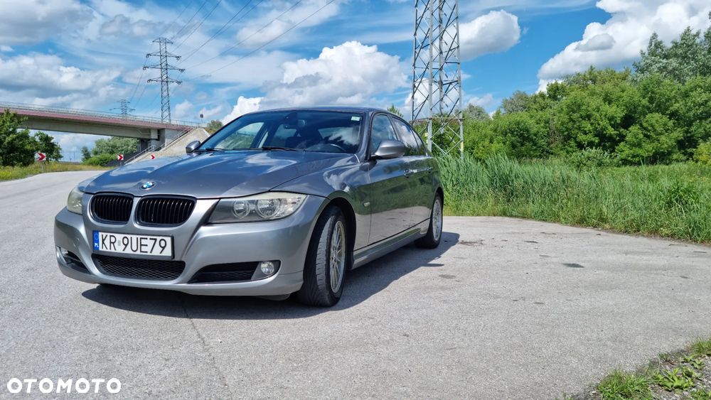 BMW Seria 3 318d - 1
