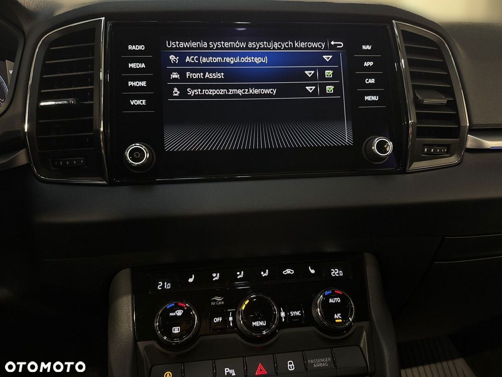 Skoda Karoq 1.5 TSI ACT 4x2 Style DSG - 35