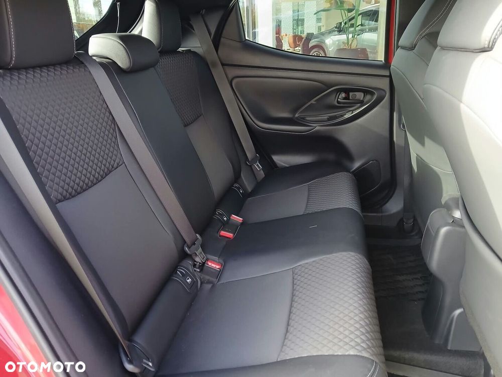 Toyota Yaris Hybrid 1.5 Executive - 26