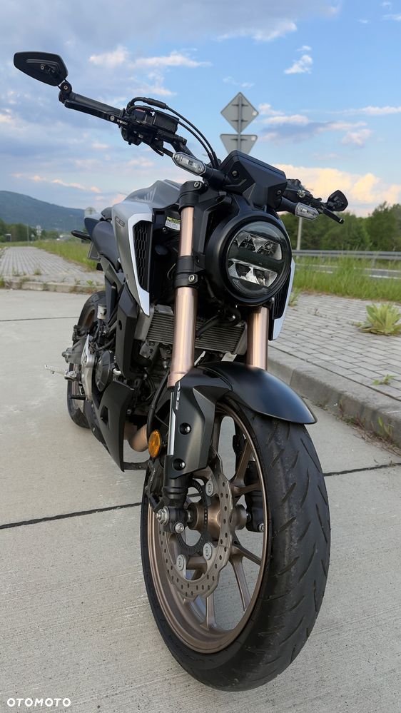 Honda CB - 7