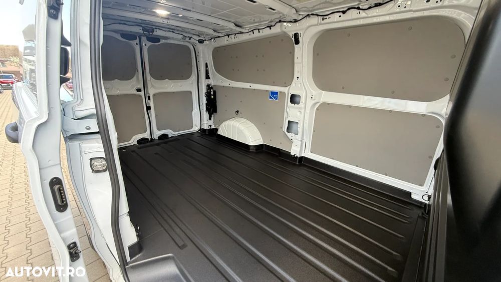 Ford TRANSIT CUSTOM - 7