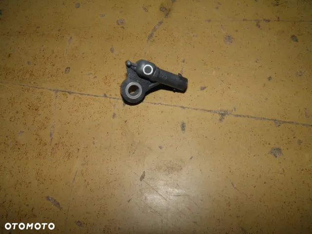 CZUJNIK UDERZENIOWY VW AUDI 4M0959643