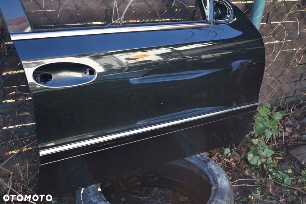 MERCEDES W211 DRZWI PRAWE PRZEDNIE PRZÓD 185 - 2