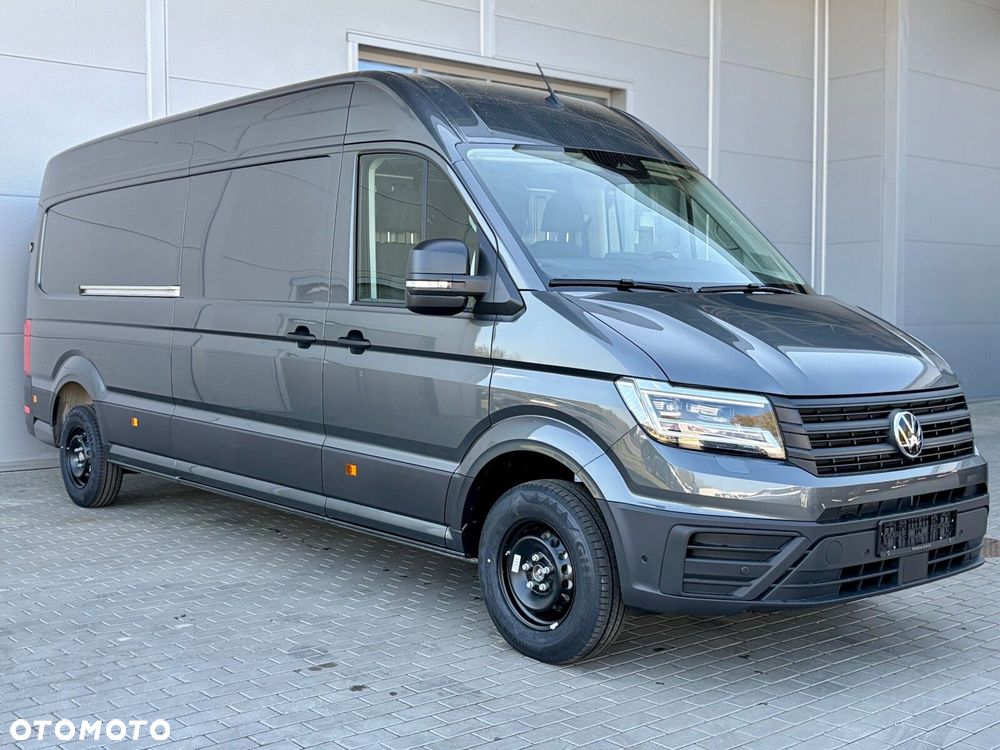 Volkswagen Crafter 35 Furgon z wysokim dachem silnik: 2,0 l EU6 SCR 177 KM / skrzynia biegów: Przedni napęd manualna 6-biegowa rozstaw osi: 4490 mm - 6