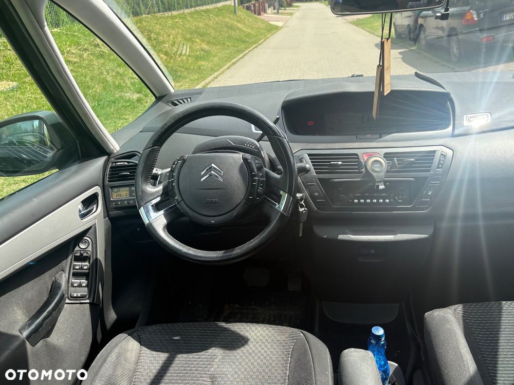 Citroën C4 Picasso 2.0 16V Exclusive - 16
