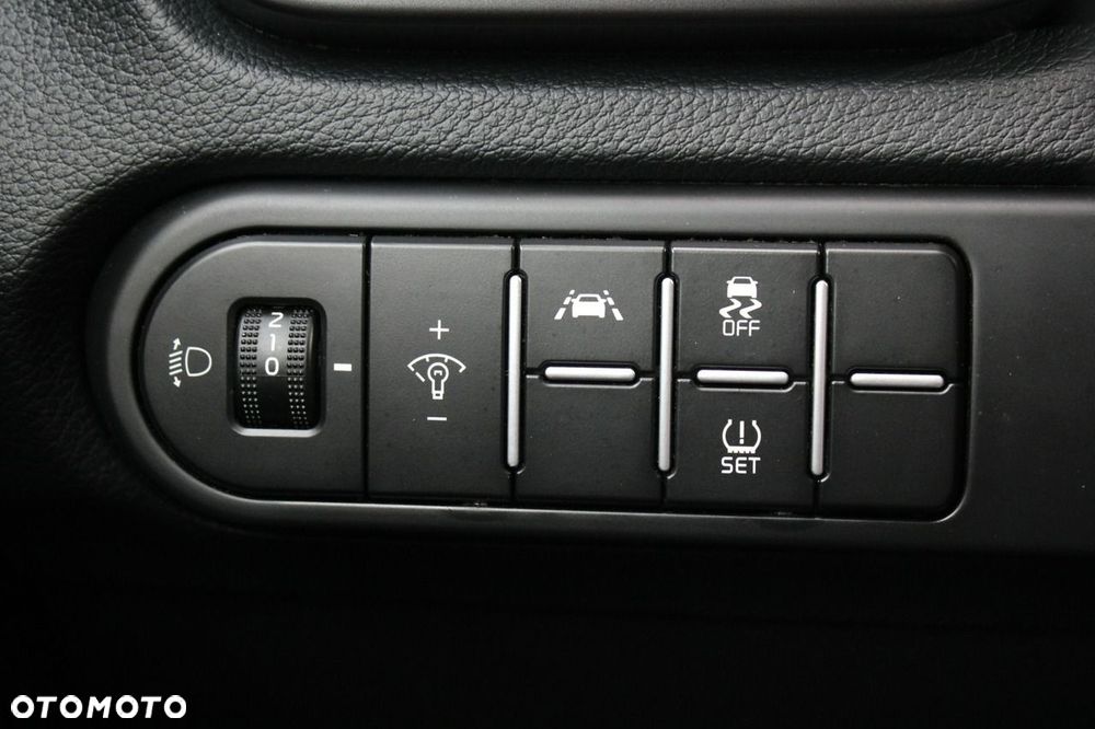 Kia Ceed 1.5 T-GDI Business Line - 25
