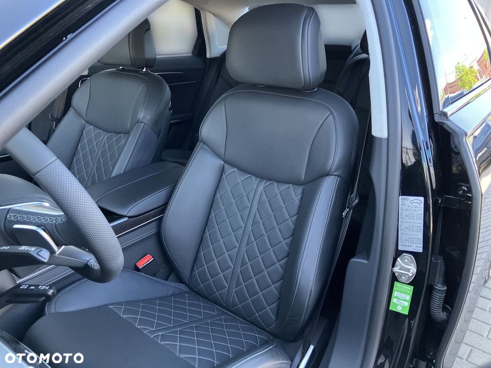 Audi S8 TFSI mHEV Quattro Tiptr - 16