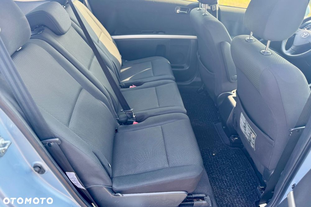 Toyota Corolla Verso - 16