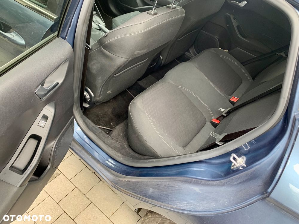 Ford Fiesta - 8