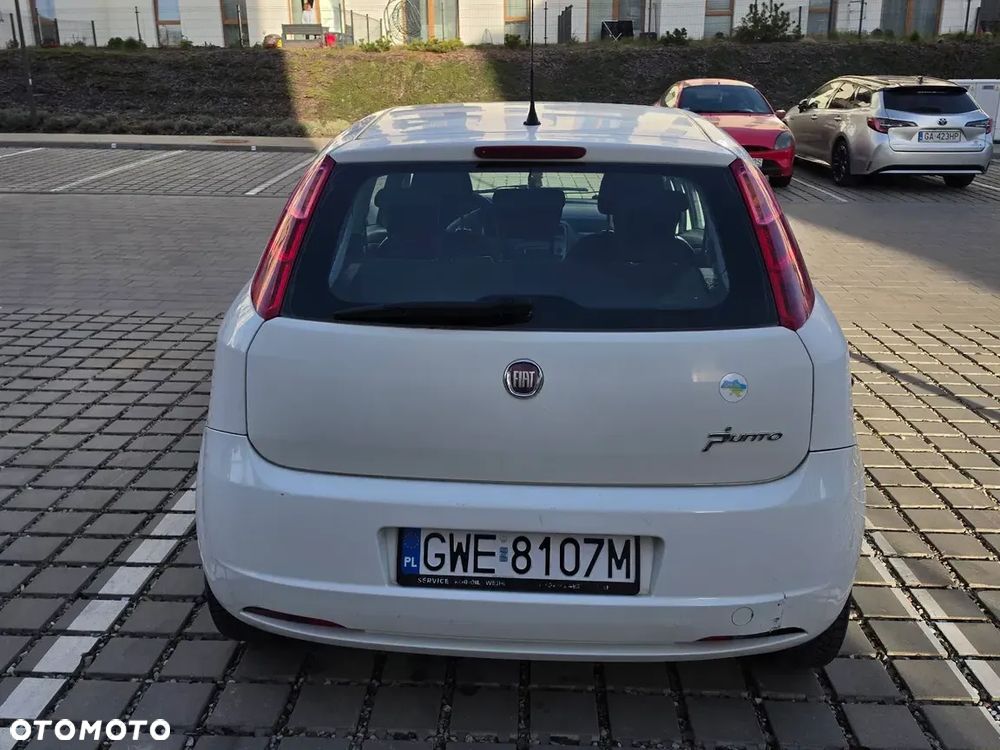 Fiat Grande Punto - 2