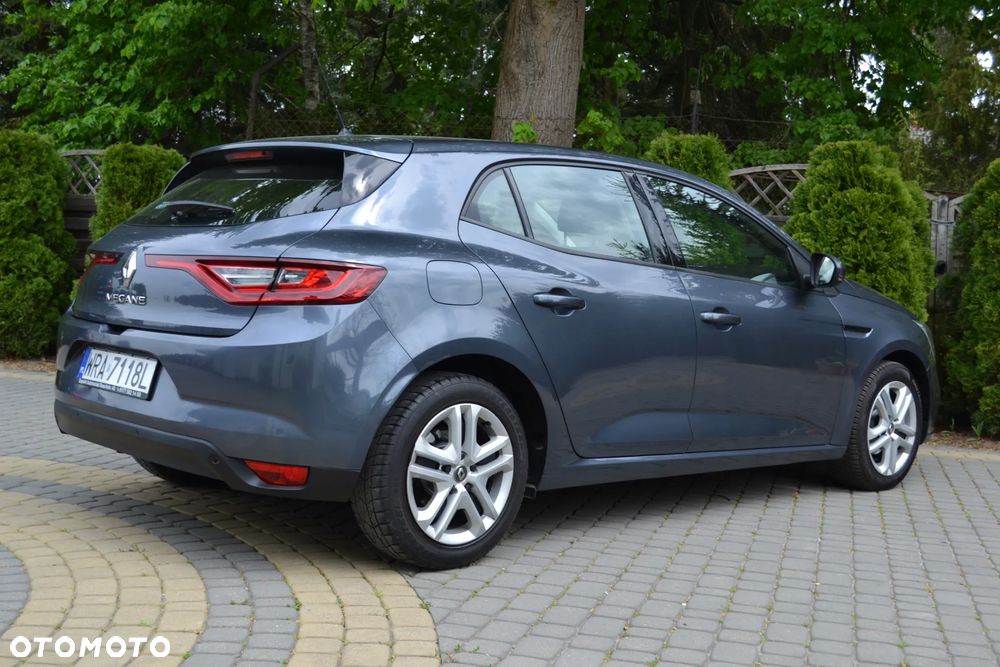 Renault Megane ENERGY TCe 100 INTENS - 19