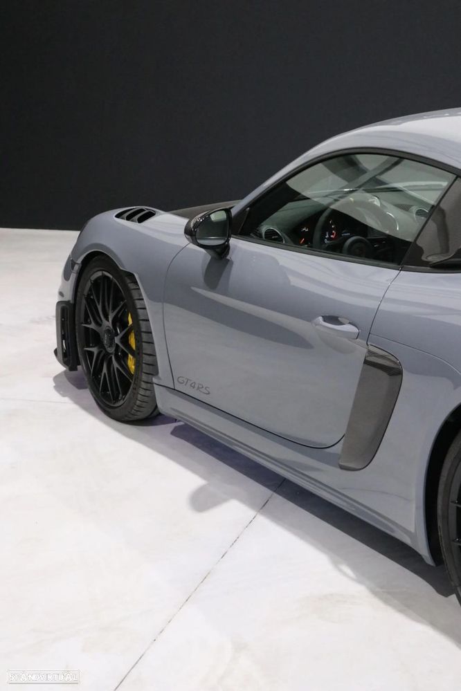 Porsche 718 Cayman - 8