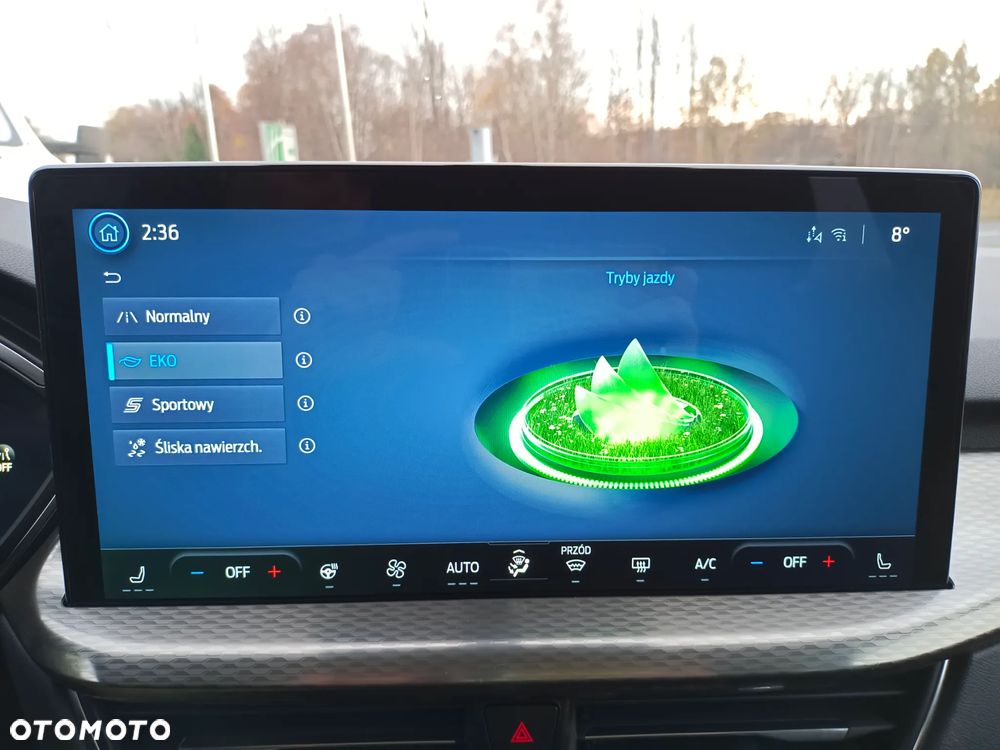 Ford Kuga - 21