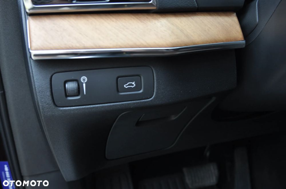Volvo XC 90 B5 D AWD Inscription 7os - 20
