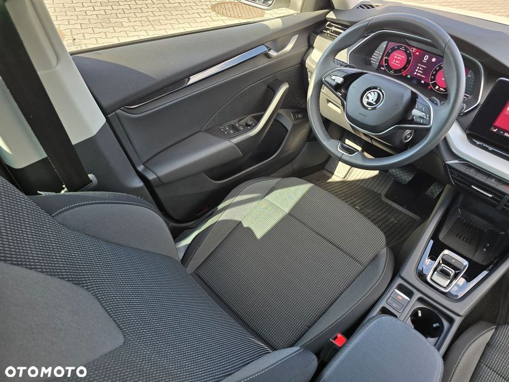 Skoda Octavia 1.5 TSI mHEV Selection DSG - 14