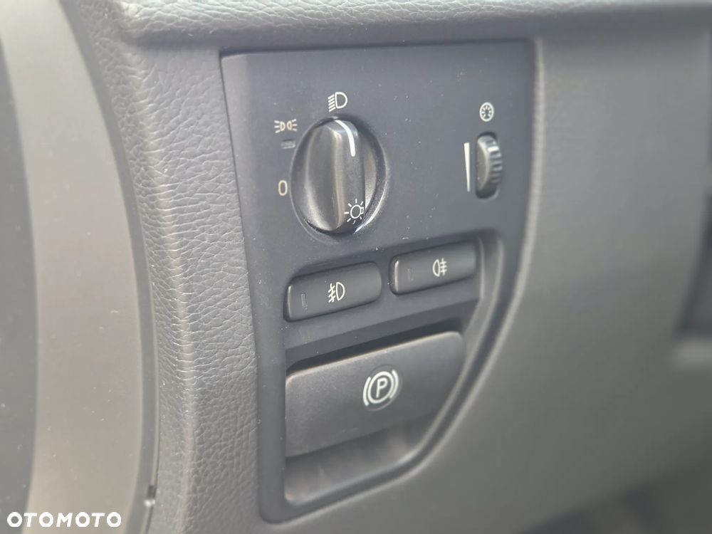 Volvo XC 90 D5 Executive - 13