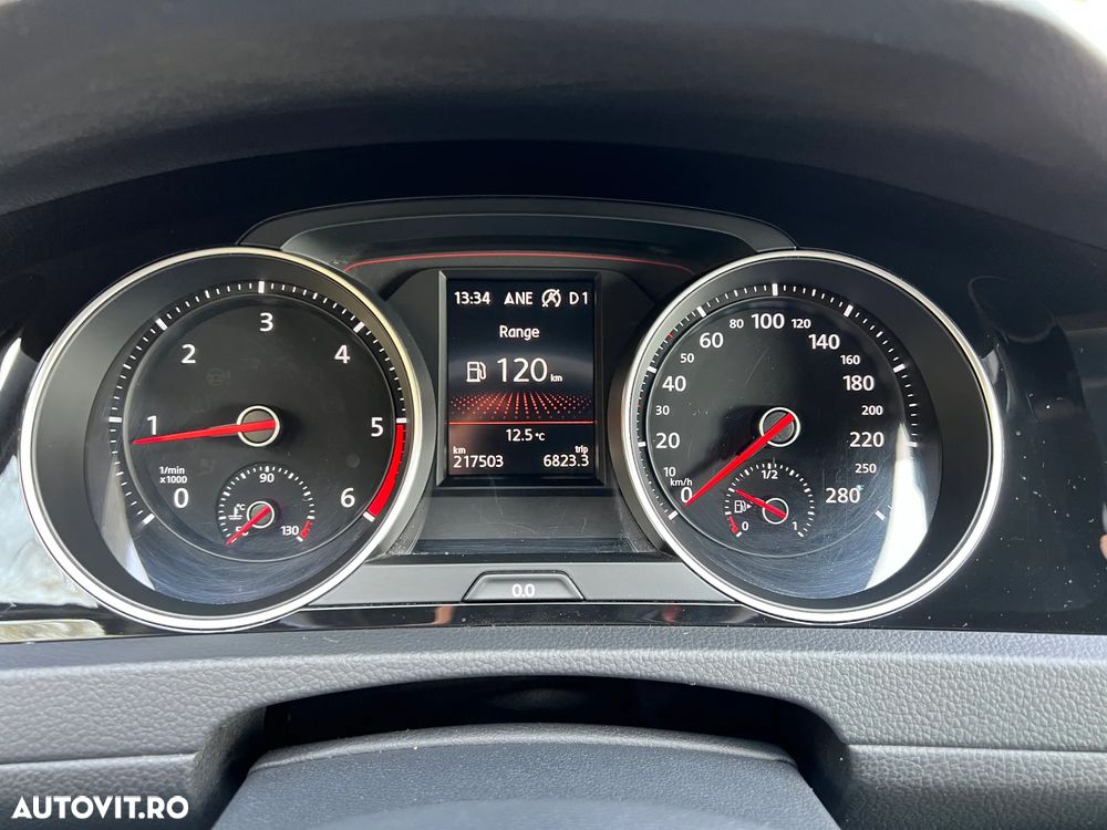 Volkswagen Golf 2.0 TDI DSG GTD - 12