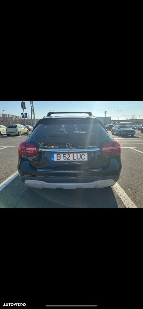 Mercedes-Benz GLA 200 d 4MATIC Aut. - 9
