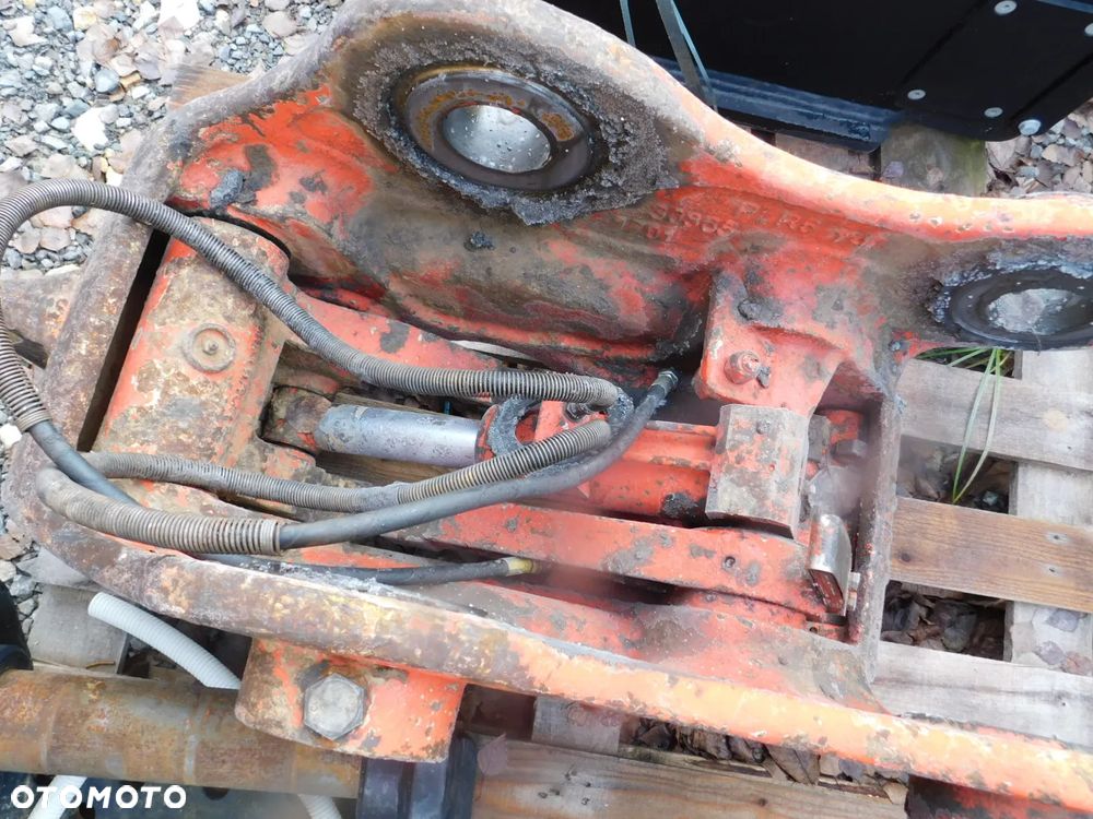 Komatsu PC 210LC-11 waga 23t nowe podwozie ! - 10