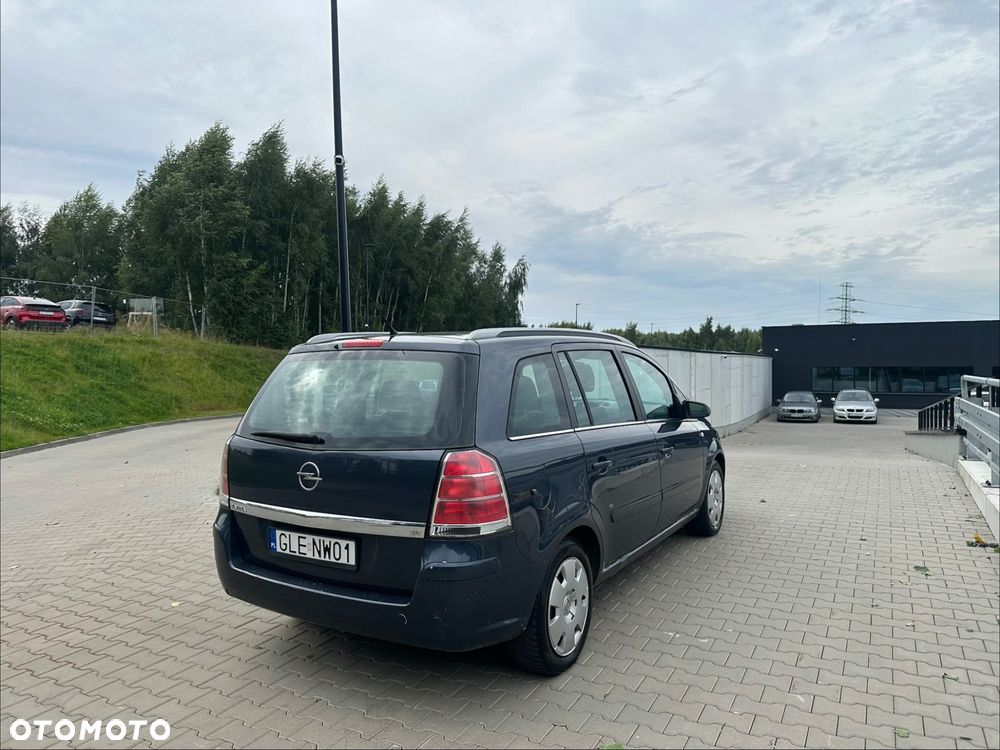 Opel Zafira 1.8 Enjoy - 6