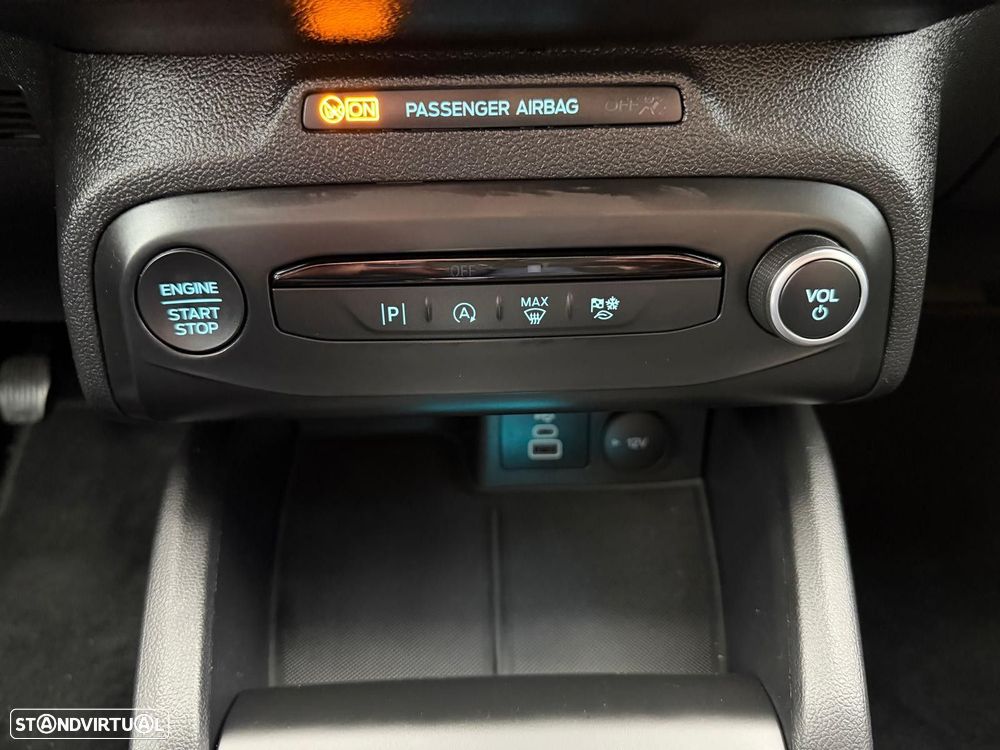 Ford Focus 1.0 EcoBoost MHEV ST-Line - 23