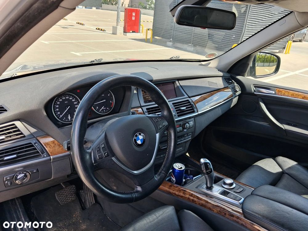 BMW X5 xDrive35d - 10