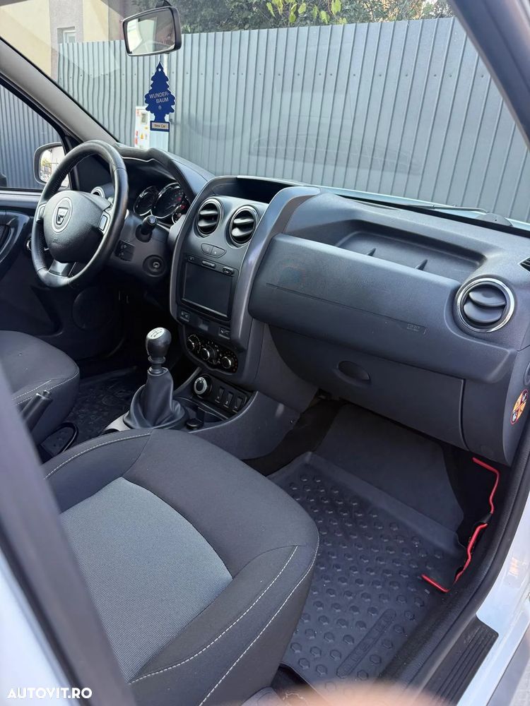 Dacia Duster 1.5 dCi 4WD Prestige jante 16" - 9
