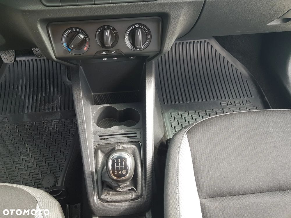 Skoda Fabia 1.0 Ambition - 16