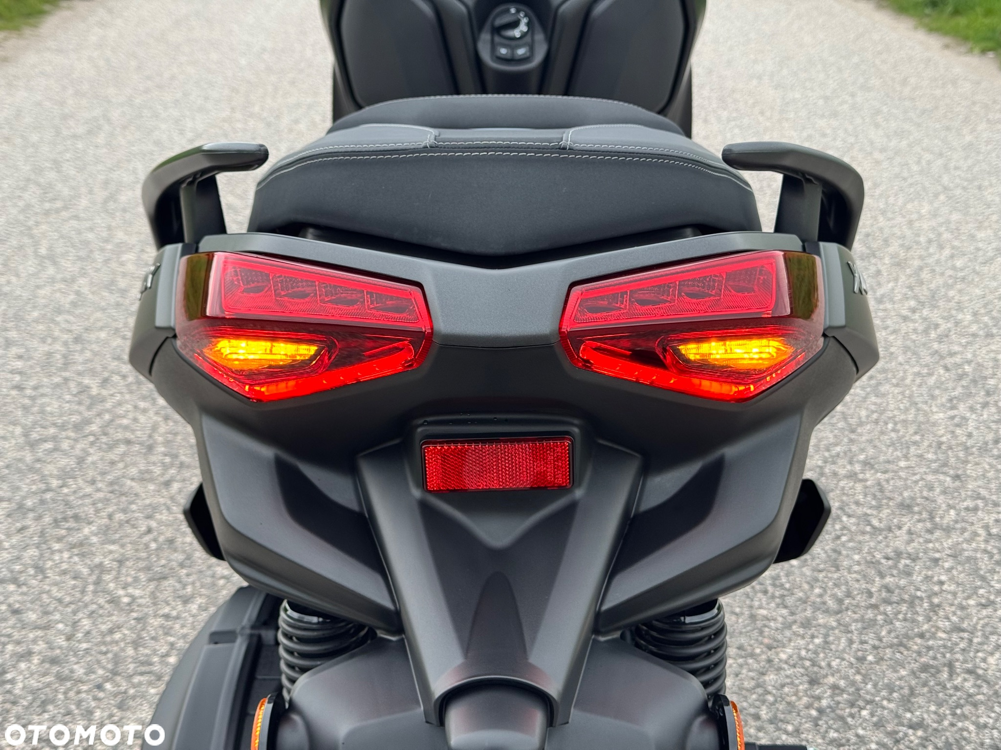 Yamaha X-max - 17